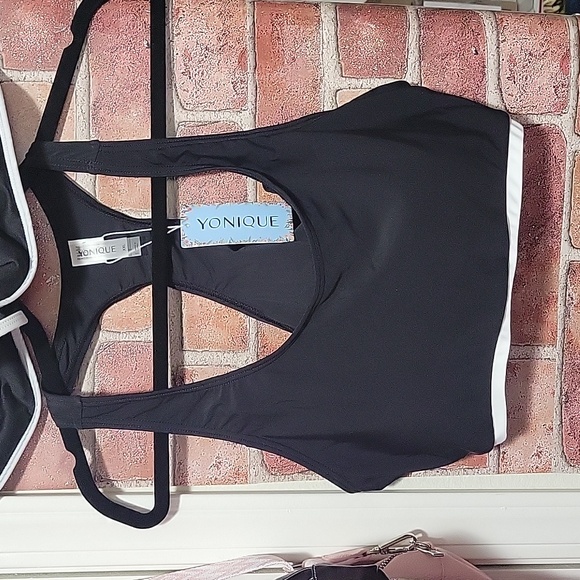Yonique 3 pcs swim set. Tank, shorts, sport bra swim top. Size XXL black & white - Picture 6 of 7